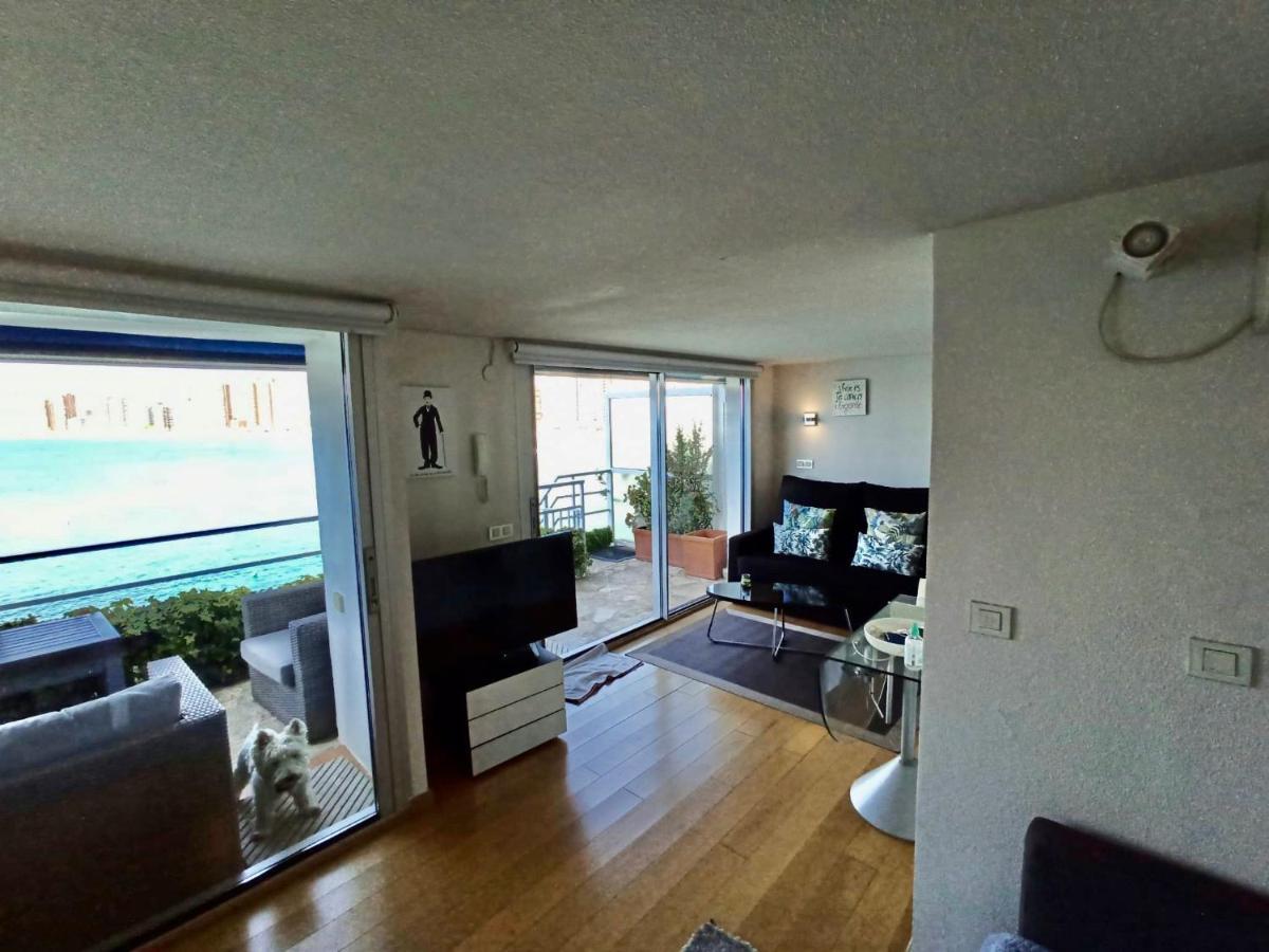 Estudio Primera Linea Con Acceso Privado Al Mar Benidorm Kültér fotó