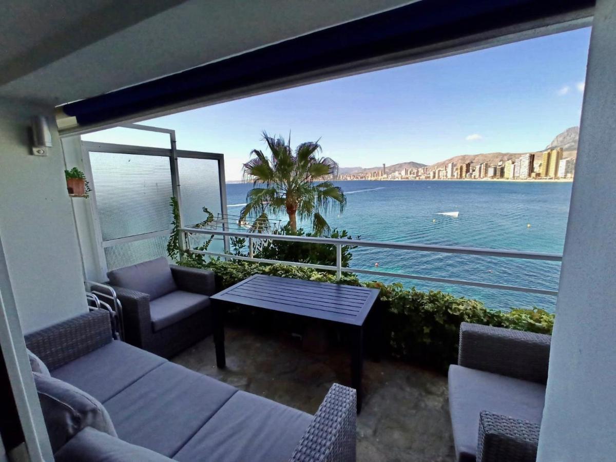 Estudio Primera Linea Con Acceso Privado Al Mar Benidorm Kültér fotó