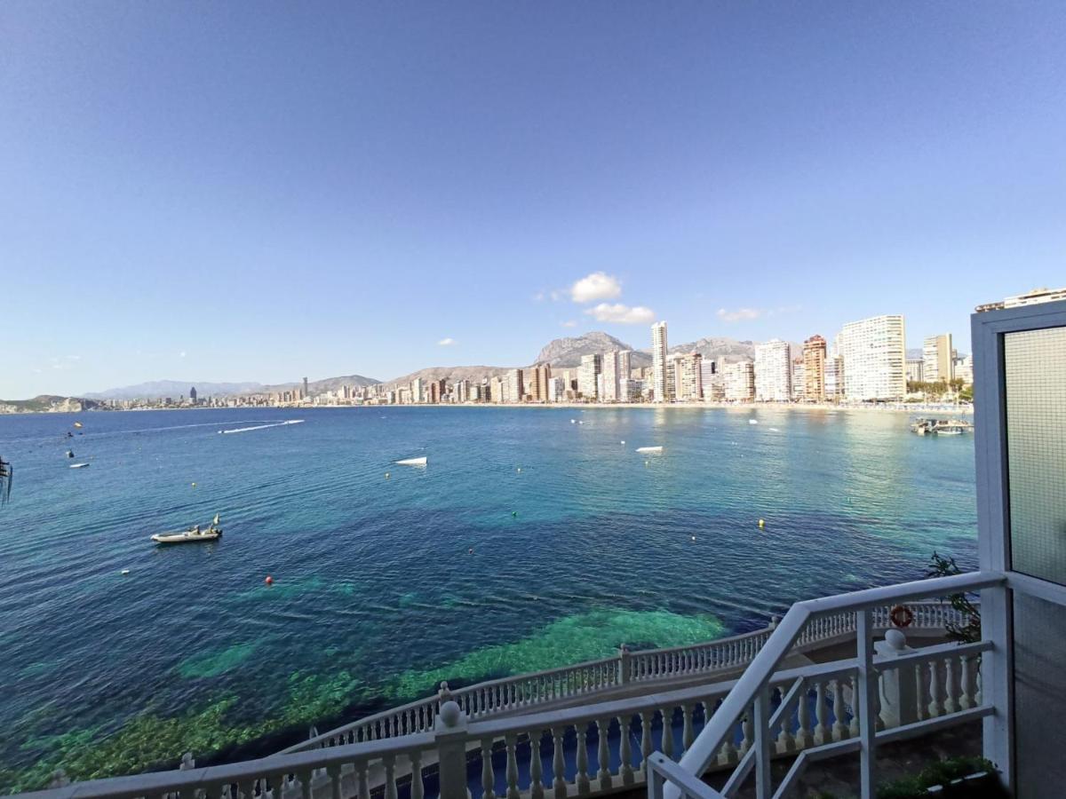 Estudio Primera Linea Con Acceso Privado Al Mar Benidorm Kültér fotó