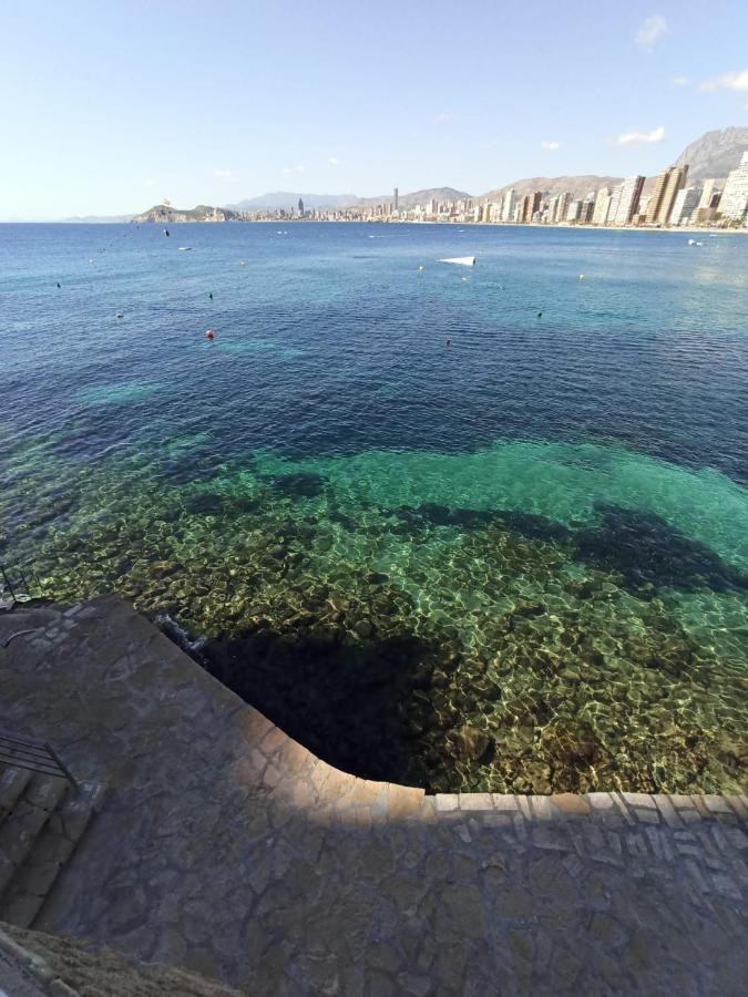 Estudio Primera Linea Con Acceso Privado Al Mar Benidorm Kültér fotó